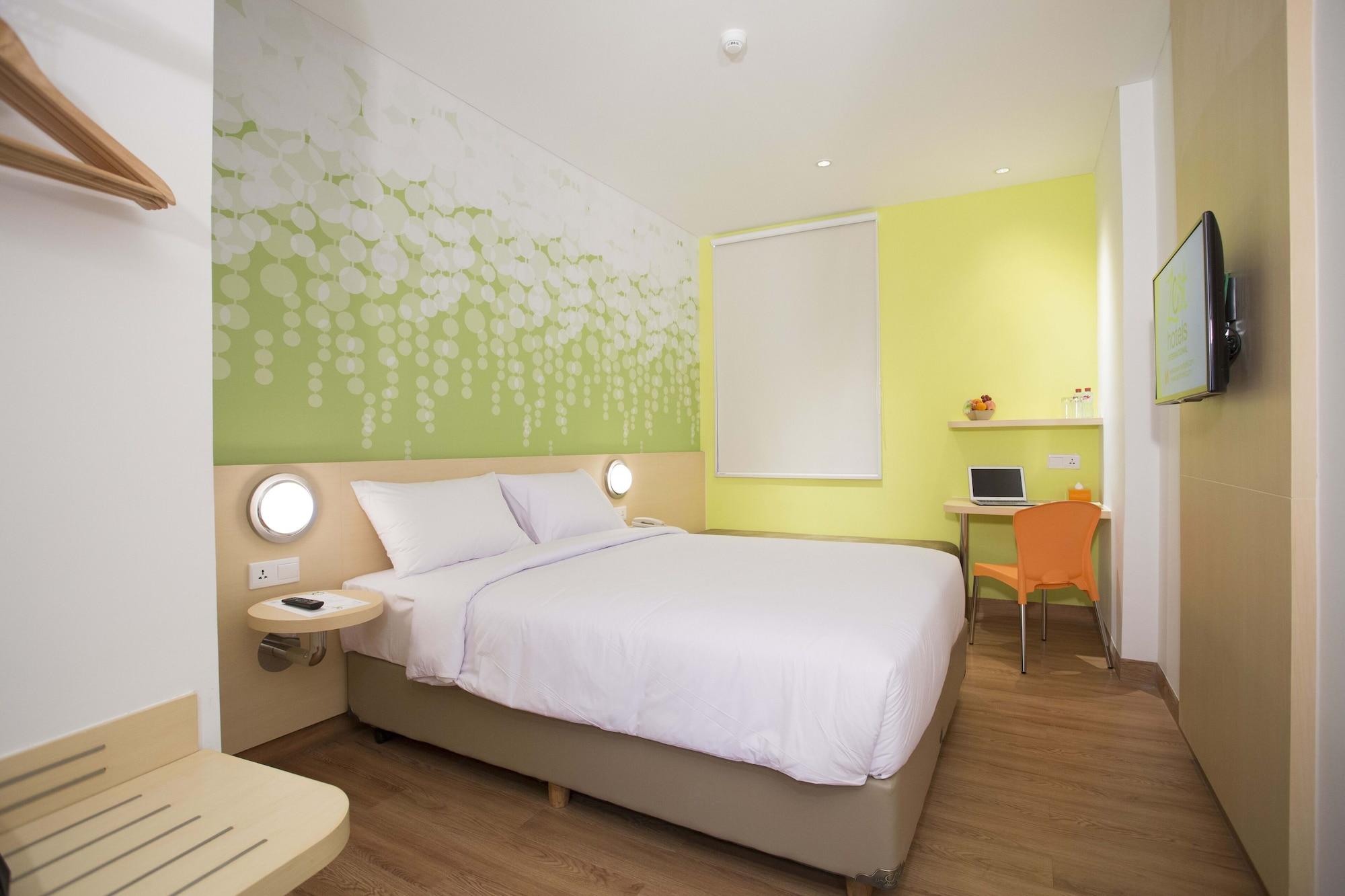 Zest Jemursari By Swiss-Belhotel International Σουραμπάγια Εξωτερικό φωτογραφία