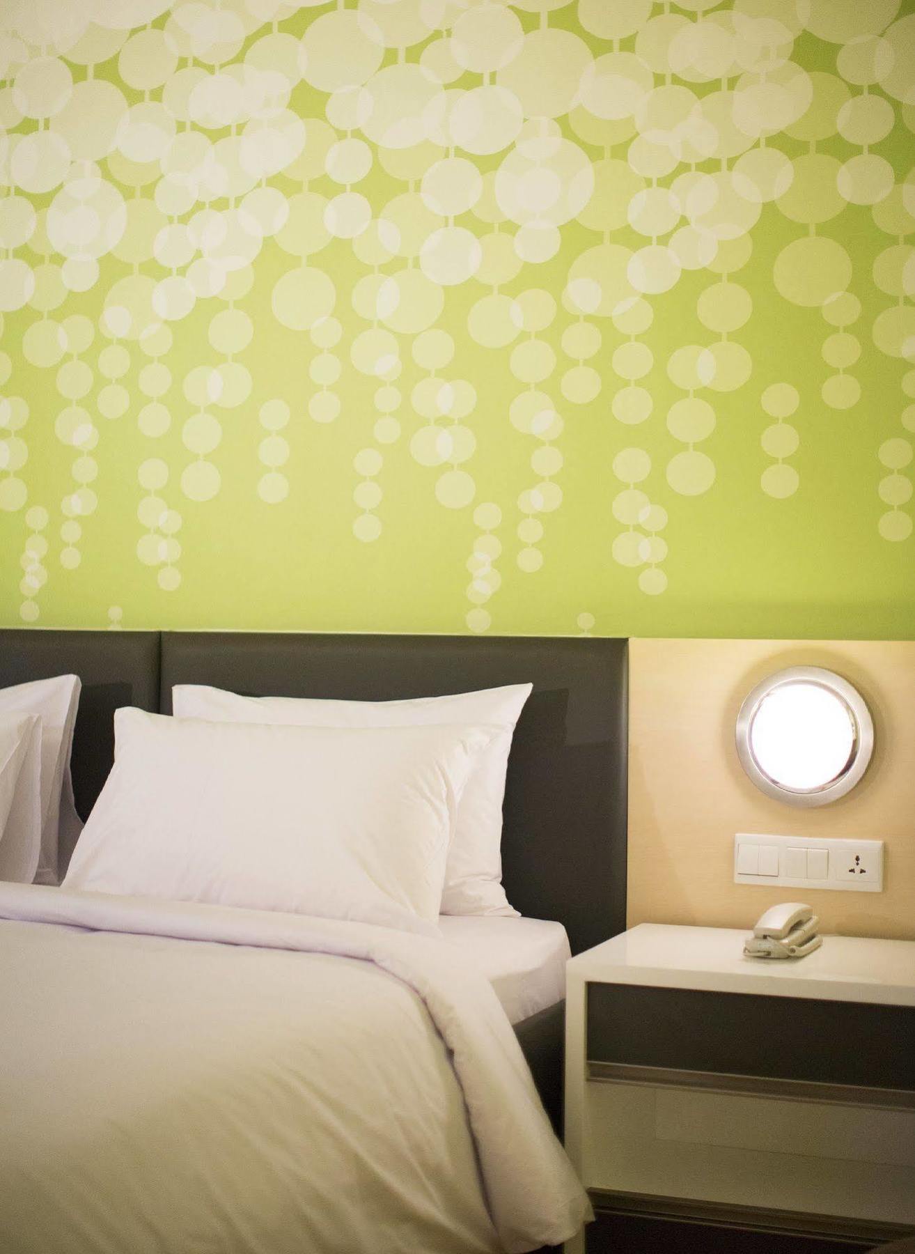 Zest Jemursari By Swiss-Belhotel International Σουραμπάγια Εξωτερικό φωτογραφία